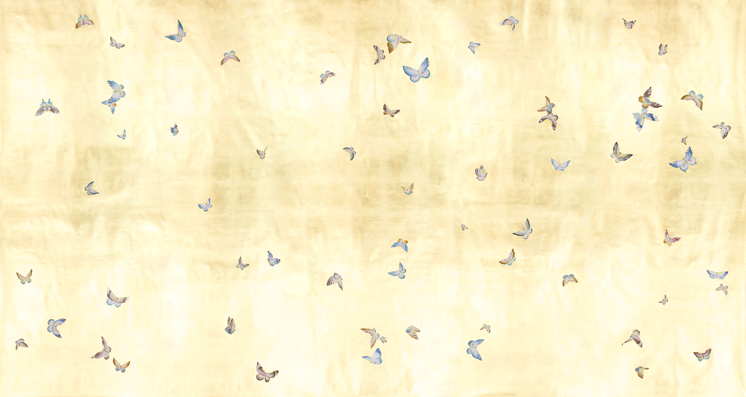 Обои ручная роспись Butterflies Special Colourway on Deep Rich Gold gilded paper Обои ручная роспись Butterflies Special Colourway on Deep Rich Gold gilded paper - постер Loft-Concept в Орле