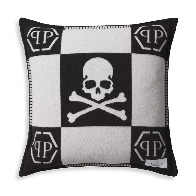 Подушка Philipp Plein Cushion Cashmere Skull 45 x 45 Black Черно-белый Подушка Philipp Plein Cushion Cashmere Skull 45 x 45 Black Черно-белый в Орле | Loft Concept
