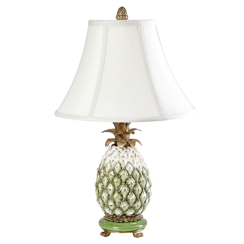Настольная лампа с каркасом и декором в виде ананаса из фарфора и бронзы Pineapple Lamp Белый Зеленый Бронза Настольная лампа с каркасом и декором в виде ананаса из фарфора и бронзы Pineapple Lamp Белый Зеленый Бронза в Орле | Loft Concept