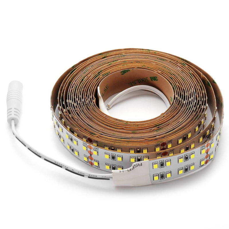 Светодиодная лента 38W/m 240LED/m 2835SMD холодный белый 5M Белый Светодиодная лента 38W/m 240LED/m 2835SMD холодный белый 5M Белый в Орле | Loft Concept