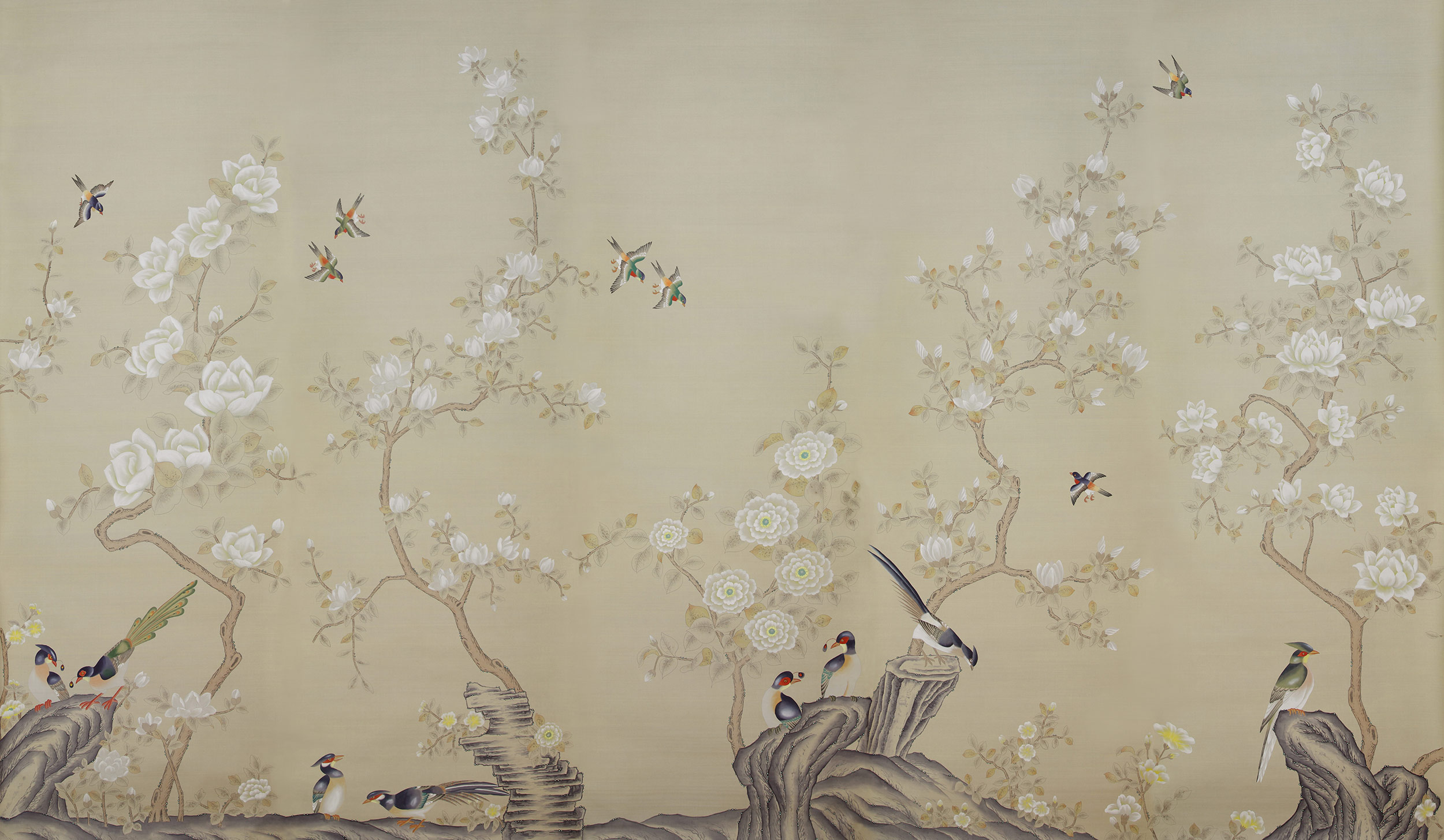 Обои ручная роспись Japanese Garden Special Colourway on Faint Gold metallic silk Обои ручная роспись Japanese Garden Special Colourway on Faint Gold metallic silk - постер Loft-Concept в Орле