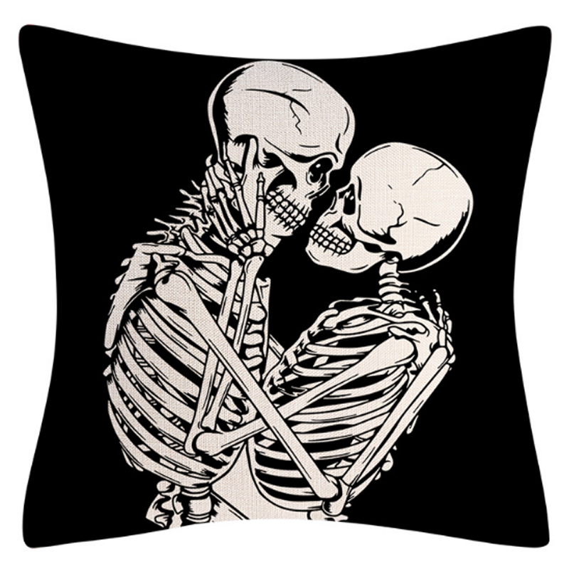 Подушка на Хэллоуин Skeleton in love Черно-белый Подушка на Хэллоуин Skeleton in love Черно-белый в Орле | Loft Concept