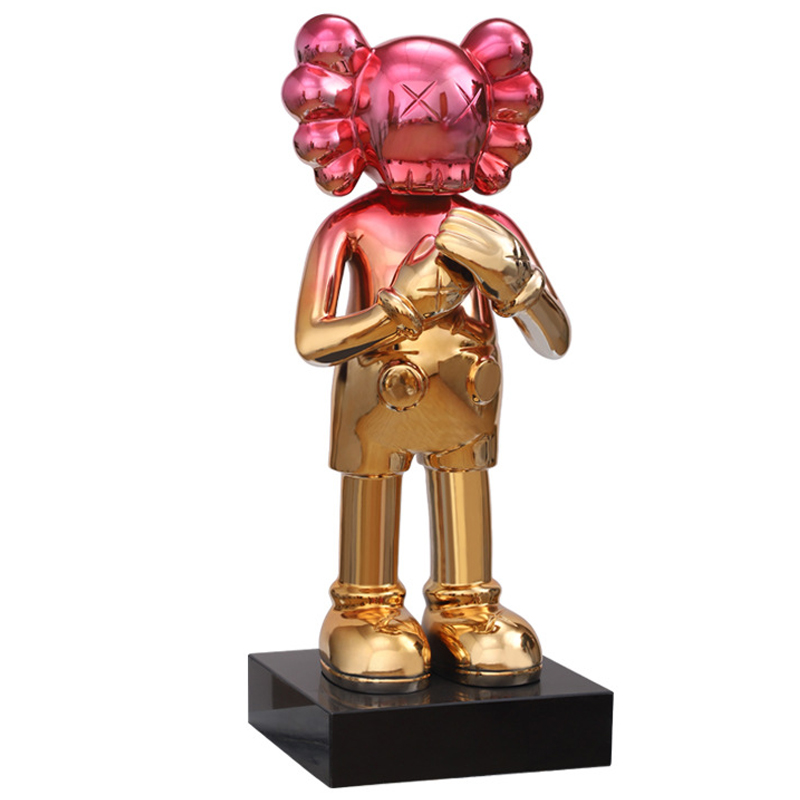 Статуэтка KAWS Gradient Gold Red on stand Золотой Красный Статуэтка KAWS Gradient Gold Red on stand Золотой Красный в Орле | Loft Concept