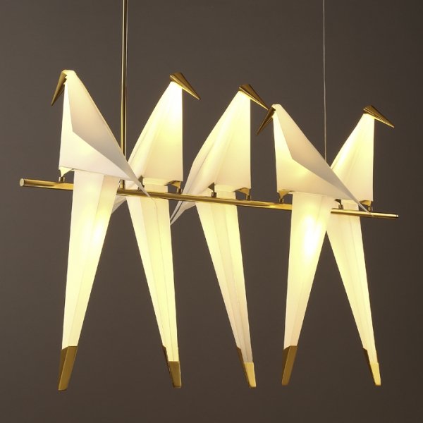 Люстра Origami Bird Chandelier Line 5 Бежево-серый Золотой Люстра Origami Bird Chandelier Line 5 Бежево-серый Золотой в Орле | Loft Concept