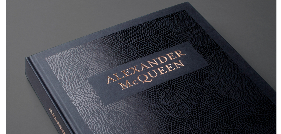 Книга ALEXANDER MCQUEEN book Книга ALEXANDER MCQUEEN book - Loft-Concept в Орле