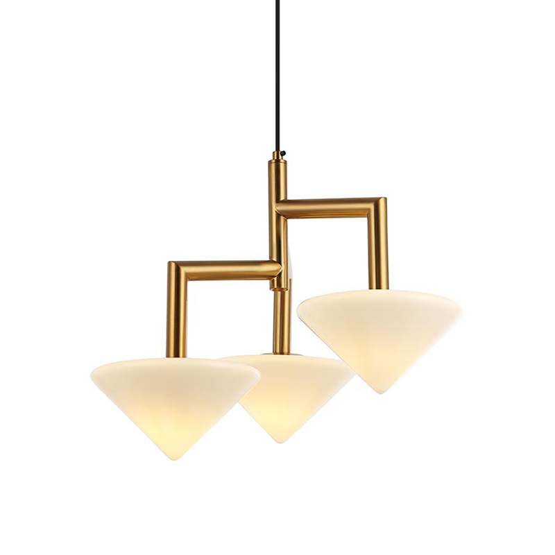 Люстра Acantha Gold Lamp Золотой Белый Люстра Acantha Gold Lamp Золотой Белый в Орле | Loft Concept
