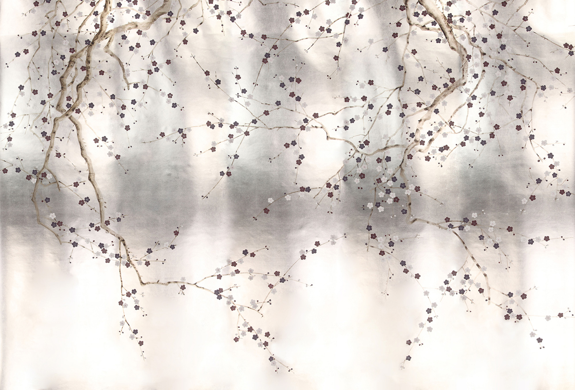 Обои ручная роспись Plum Blossom Lavender on Tarnished Silver gilded paper Обои ручная роспись Plum Blossom Lavender on Tarnished Silver gilded paper - постер Loft-Concept в Орле