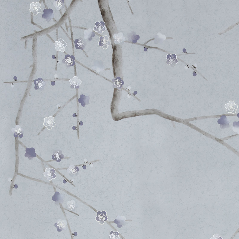 Обои ручная роспись Plum Blossom Special Colourway on Crackled Silver metallic silk Обои ручная роспись Plum Blossom Special Colourway on Crackled Silver metallic silk в Орле | Loft Concept