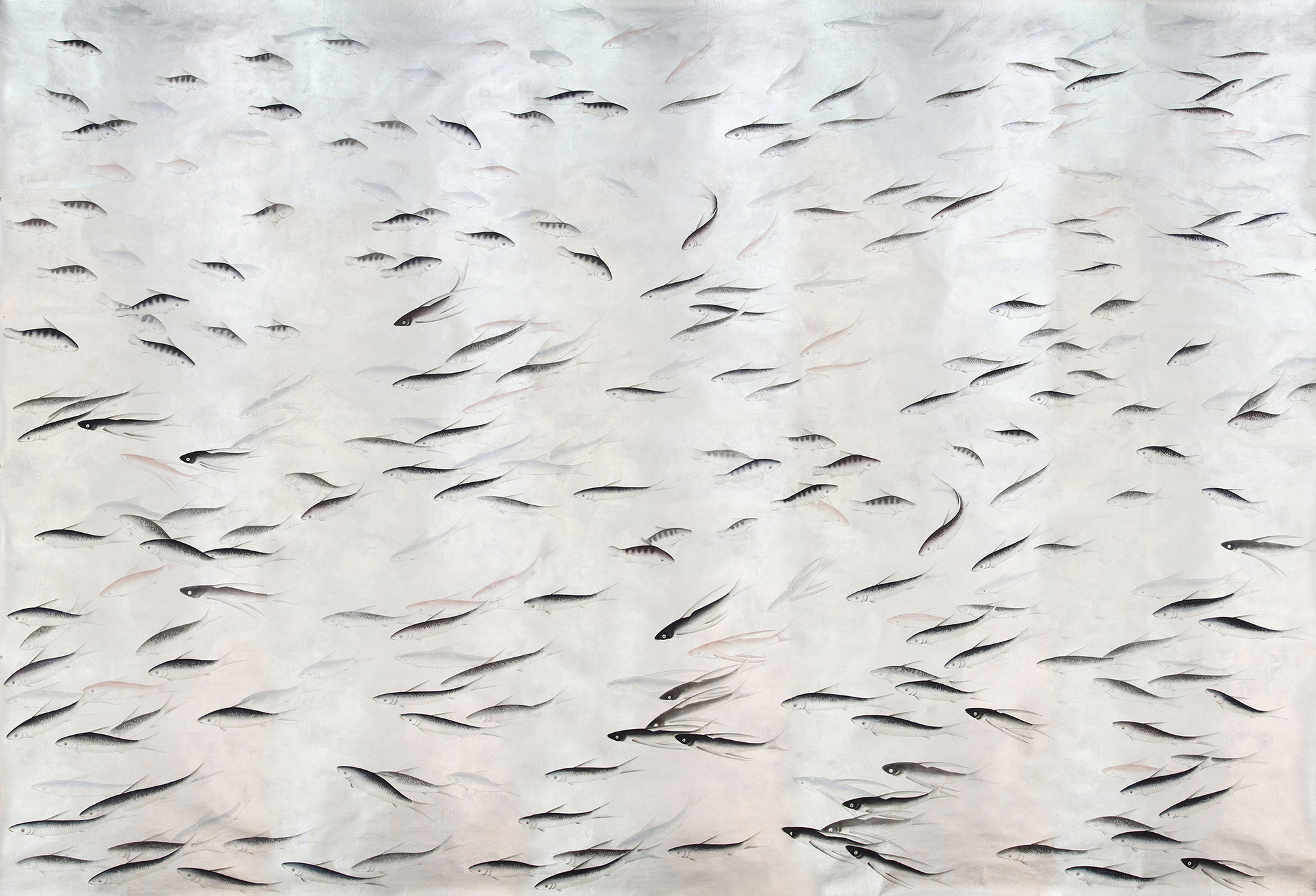 Обои ручная роспись Fishes Blue Pearl on Tarnished Silver gilded silk with pearlescent antiquing Обои ручная роспись Fishes Blue Pearl on Tarnished Silver gilded silk with pearlescent antiquing - постер Loft-Concept в Орле