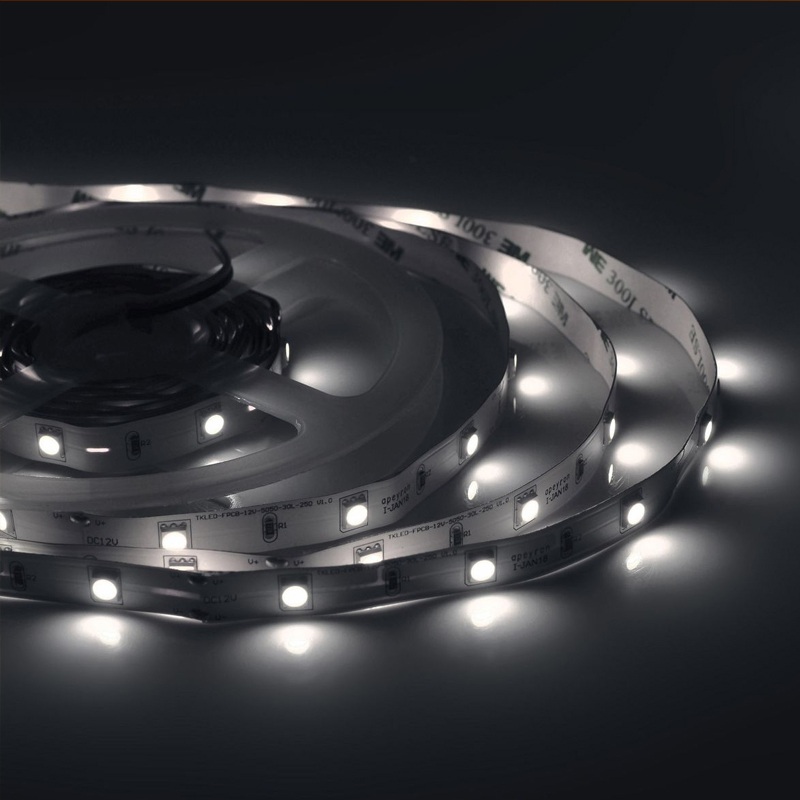 Светодиодная лента 7,2W/m 30LED/m 5050SMD холодный белый 5M Белый Светодиодная лента 7,2W/m 30LED/m 5050SMD холодный белый 5M Белый в Орле | Loft Concept