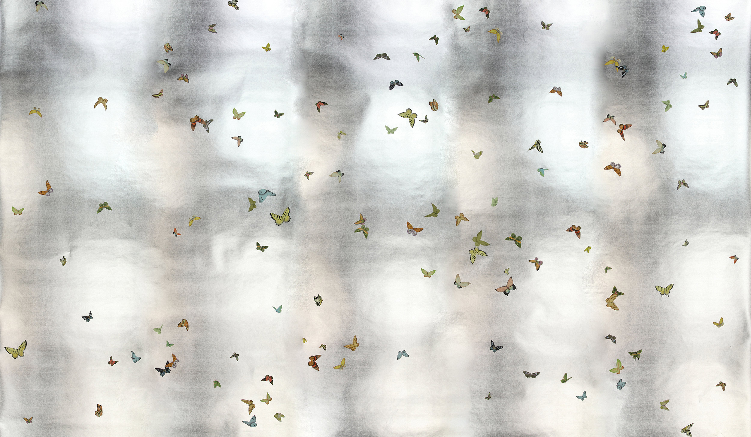Обои ручная роспись Butterflies Emerald on Tarnished Silver gilded paper Обои ручная роспись Butterflies Emerald on Tarnished Silver gilded paper - постер Loft-Concept в Орле
