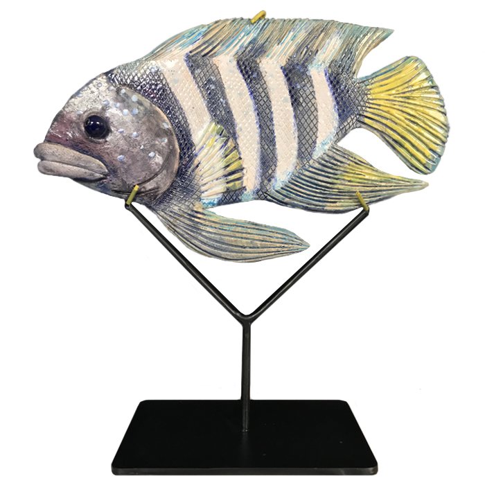 Статуэтка на подставке Striped Fish Серый Черный Белый Статуэтка на подставке Striped Fish Серый Черный Белый в Орле | Loft Concept