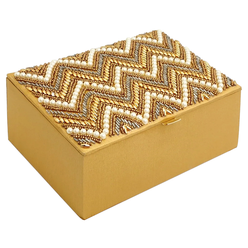 Шкатулка с вышивкой из бисера Zigzag Ornament Beads Embroidery Box Золотой Серебряный Бежевый Шкатулка с вышивкой из бисера Zigzag Ornament Beads Embroidery Box Золотой Серебряный Бежевый в Орле | Loft Concept