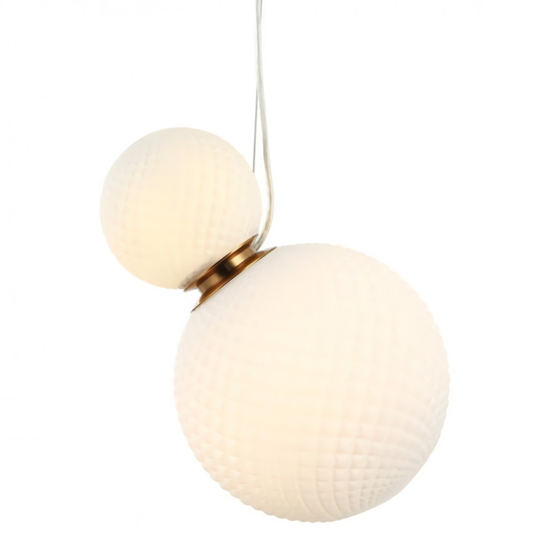 Подвесной светильник Perforated Bubbles с белым плафоном Латунь Белый Подвесной светильник Perforated Bubbles с белым плафоном Латунь Белый в Орле | Loft Concept