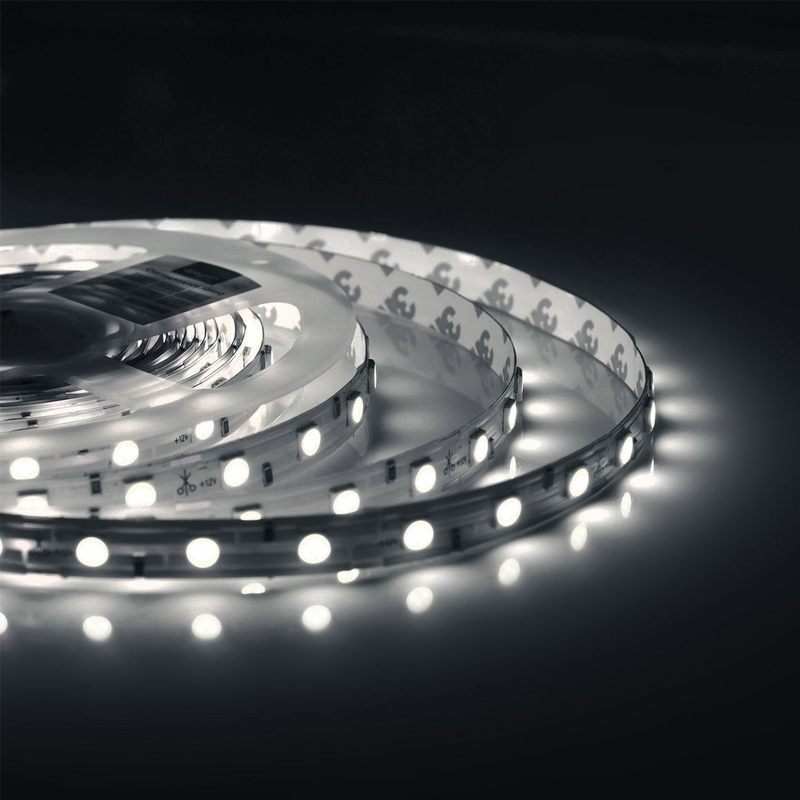 Светодиодная влагозащищенная лента 14,4W/m 60LED/m 5050SMD холодный белый 5M Белый в Орле | Loft Concept 