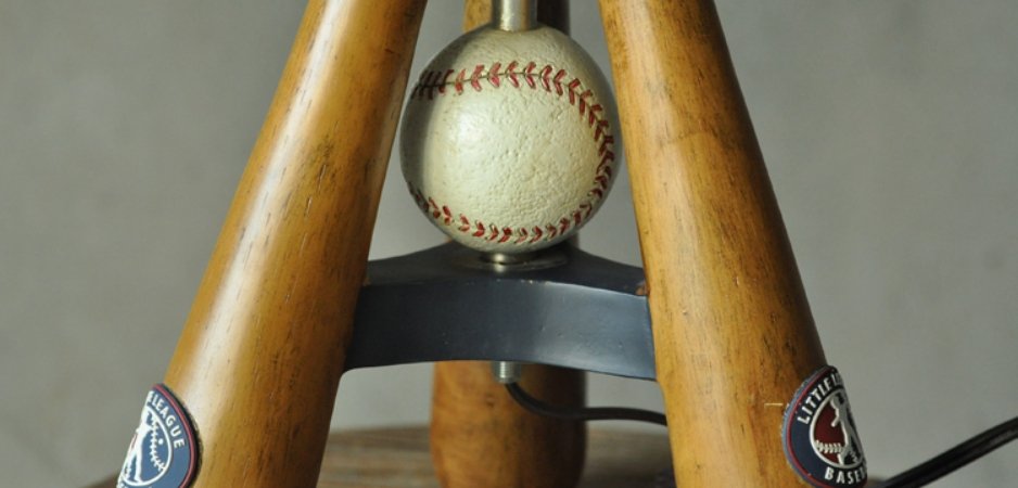 Настольная лампа Baseball vintage Настольная лампа Baseball vintage - Loft-Concept в Орле