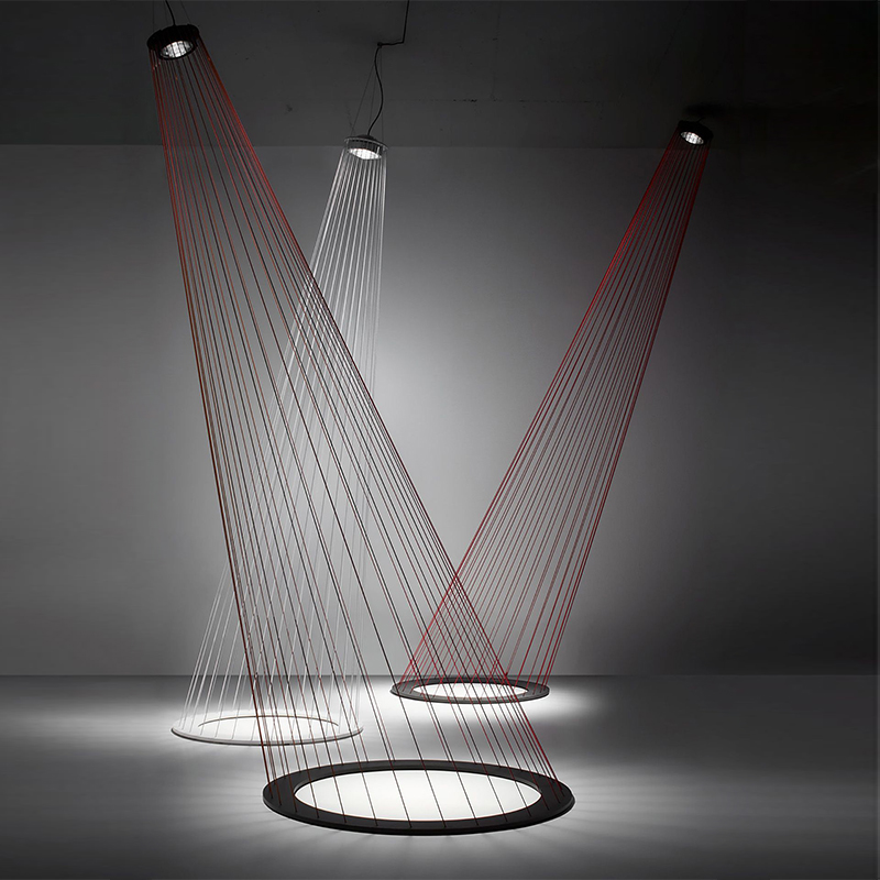 Люстра Ray Light Threads Object Lighting Красный Черный Люстра Ray Light Threads Object Lighting Красный Черный в Орле | Loft Concept