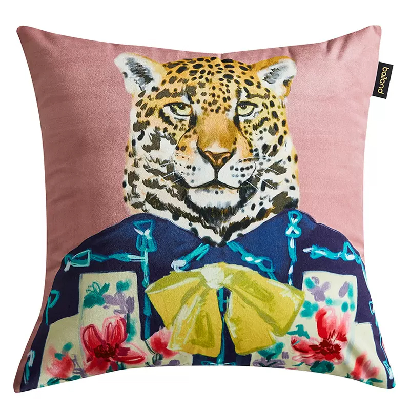 Декоративная подушка Стиль Gucci Leopard Fashion Animals Cushion Pink Розовый Мульти Декоративная подушка Стиль Gucci Leopard Fashion Animals Cushion Pink Розовый Мульти в Орле | Loft Concept