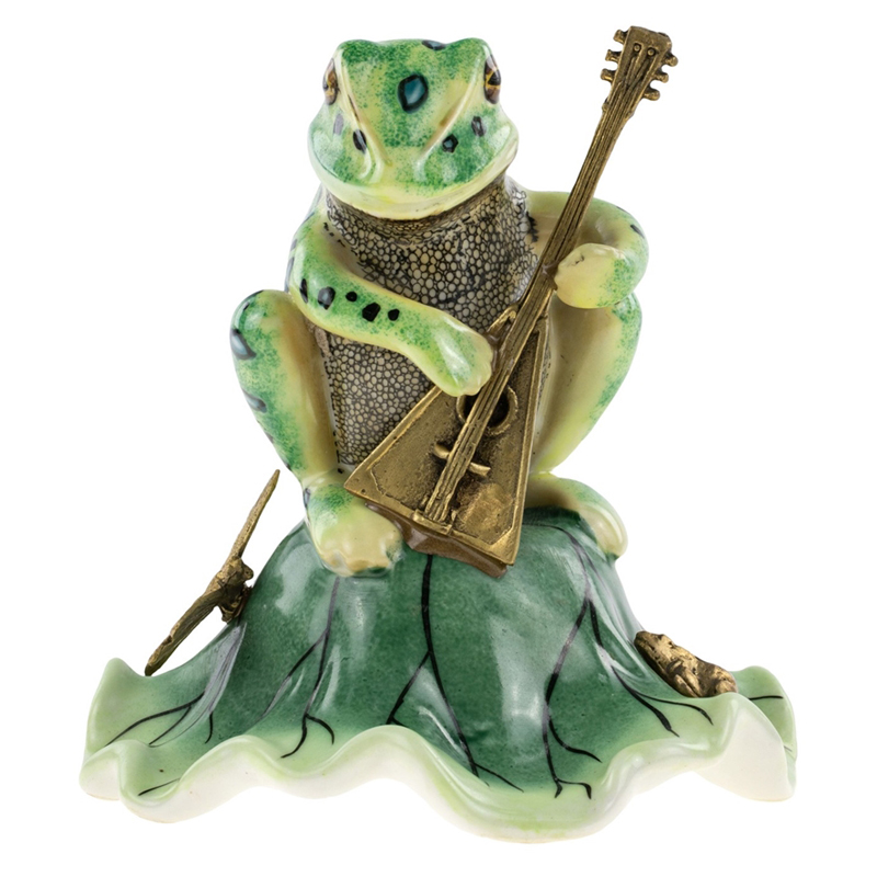 Статуэтка Frog and Balalaika Зеленый Золотой Статуэтка Frog and Balalaika Зеленый Золотой в Орле | Loft Concept