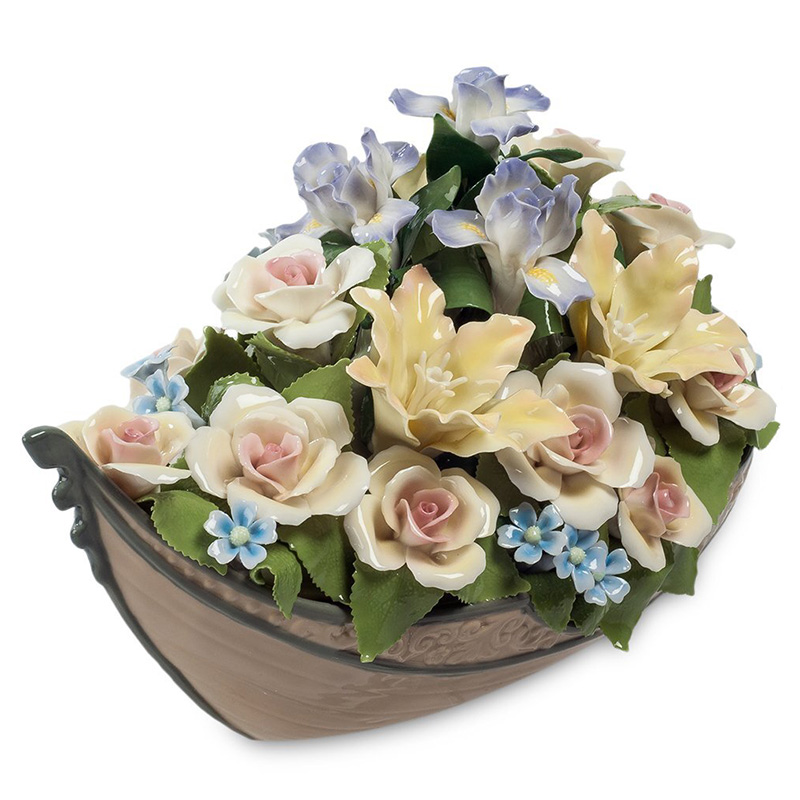 Статуэтка фарфоровая Лодка с цветами Charming Statuette Белый Розовый Голубой Зеленый Желтый Коричневый Статуэтка фарфоровая Лодка с цветами Charming Statuette Белый Розовый Голубой Зеленый Желтый Коричневый в Орле | Loft Concept