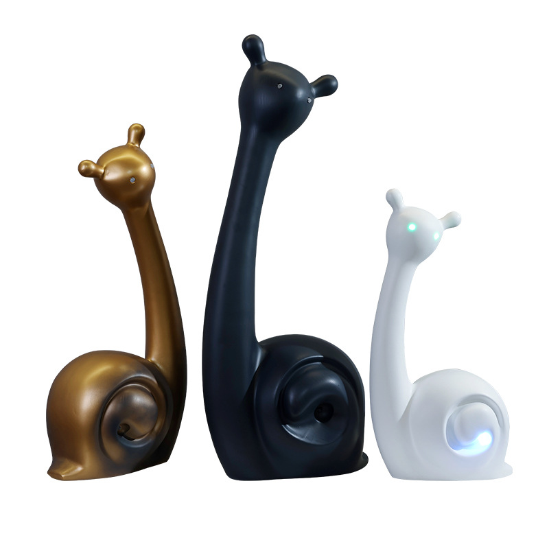 Настольная лампа в виде улитки Snail Lamp Белый Золотой Черный Настольная лампа в виде улитки Snail Lamp Белый Золотой Черный в Орле | Loft Concept