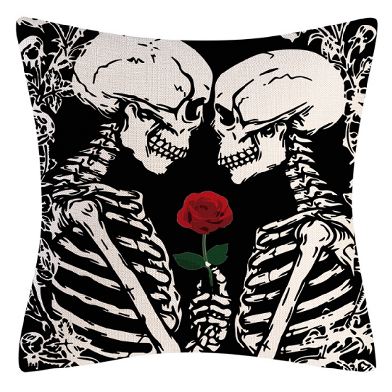 Подушка на Хэллоуин Lovers and Rose Черно-белый Подушка на Хэллоуин Lovers and Rose Черно-белый в Орле | Loft Concept