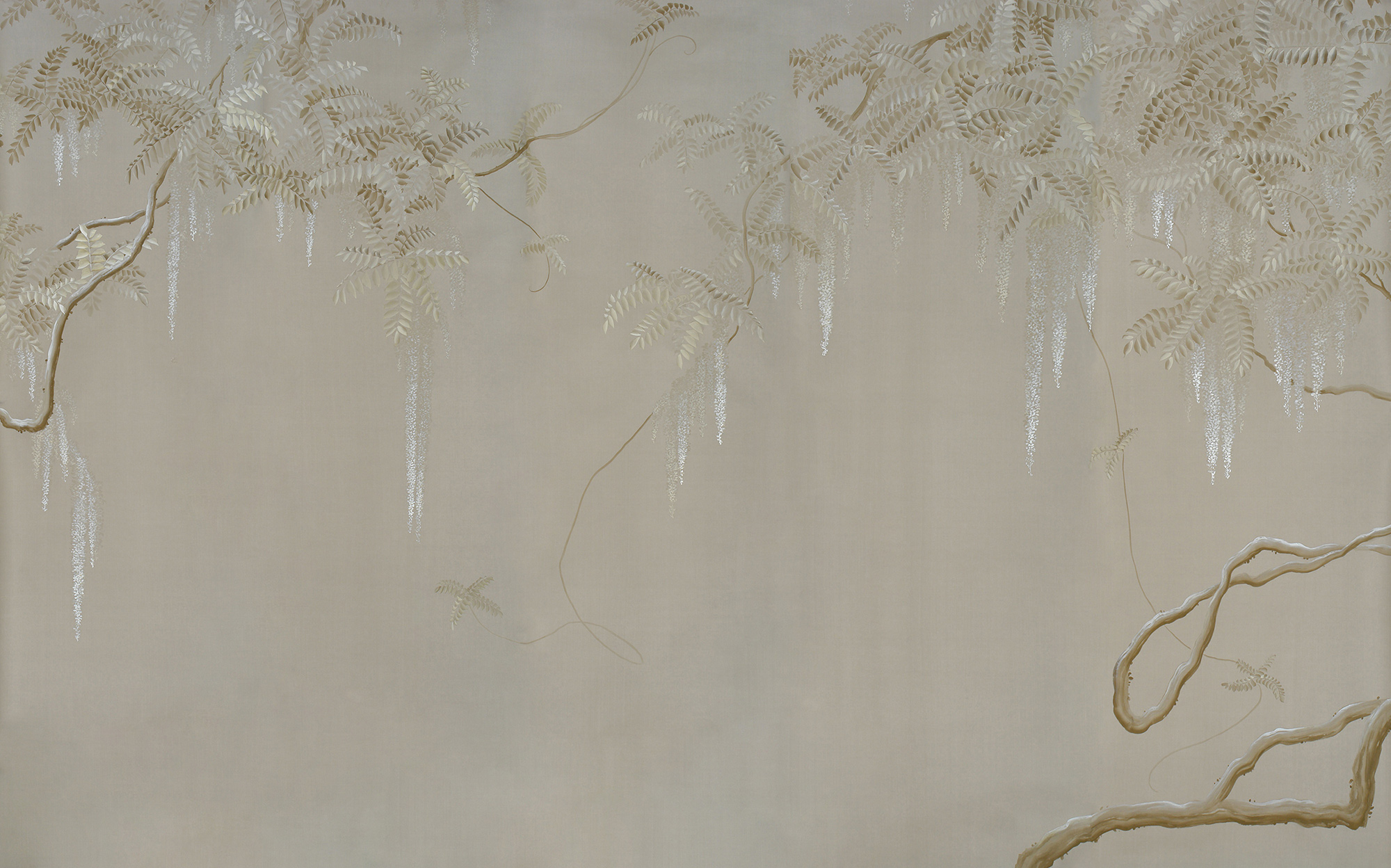Обои ручная роспись Wisteria Limewash on Lead Grey dyed silk Обои ручная роспись Wisteria Limewash on Lead Grey dyed silk - постер Loft-Concept в Орле