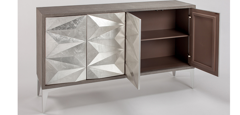 Комод с геометрическим рельефным фасадом Mirrored Doors Серебристый Комод с геометрическим рельефным фасадом Mirrored Doors Серебристый - Loft-Concept в Орле