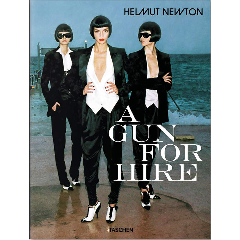 Helmut Newton: a Gun for Hire Черный Белый Голубой Helmut Newton: a Gun for Hire Черный Белый Голубой в Орле | Loft Concept