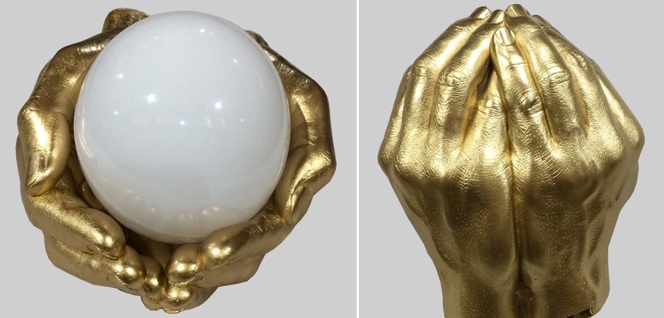Бра Glowing Ball In The Gold Hands Бра Glowing Ball In The Gold Hands - Loft-Concept в Орле