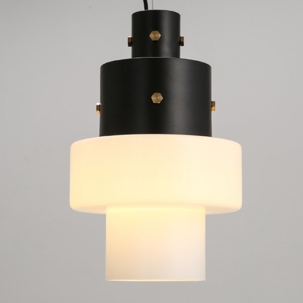 Подвесной светильник Luna Glass Pendant Milk Черный Подвесной светильник Luna Glass Pendant Milk Черный в Орле | Loft Concept