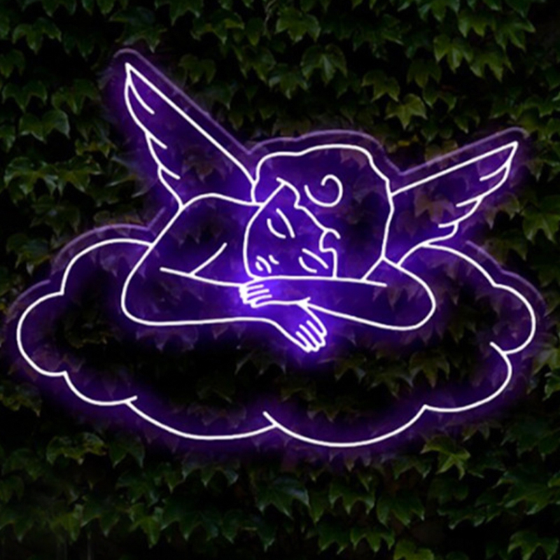 Неоновая настенная лампа Sleeping Angel Neon Wall Lamp Фиолетовый Прозрачный Фиолетовый Неоновая настенная лампа Sleeping Angel Neon Wall Lamp Фиолетовый Прозрачный Фиолетовый в Орле | Loft Concept