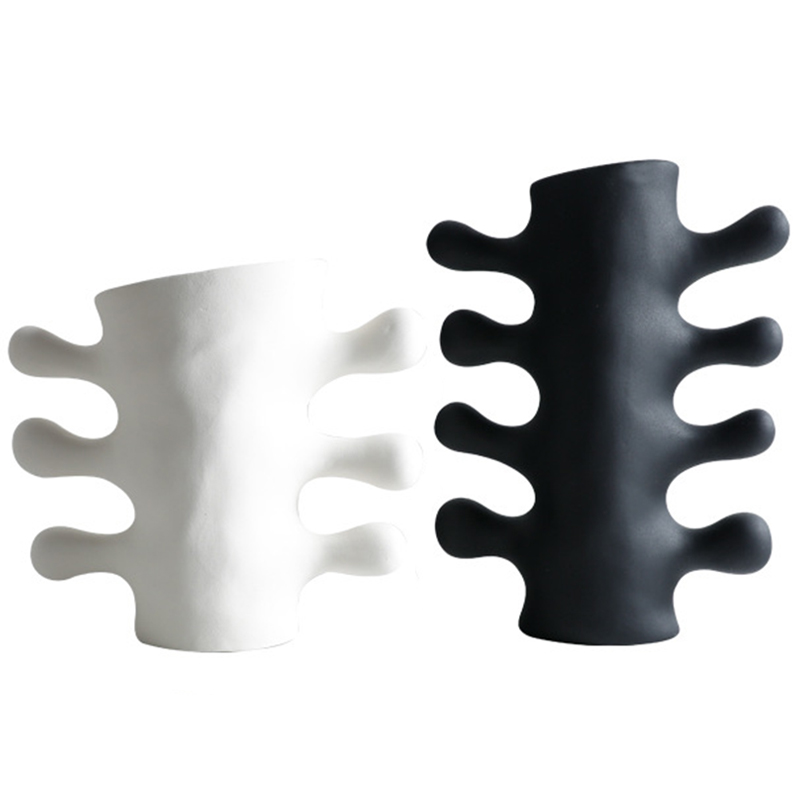 Ваза Molecule Collection Kubo Vase Белый Черный Ваза Molecule Collection Kubo Vase Белый Черный в Орле | Loft Concept