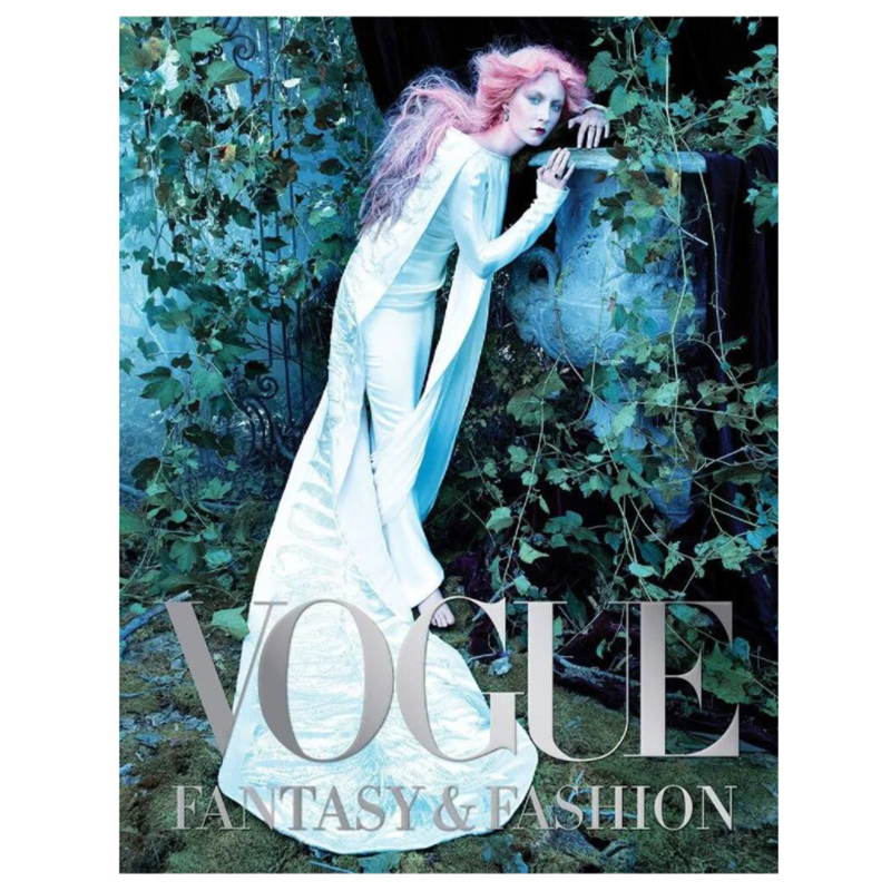 Книга Vogue Fantasy & Fashion photography book Книга Vogue Fantasy & Fashion photography book в Орле | Loft Concept