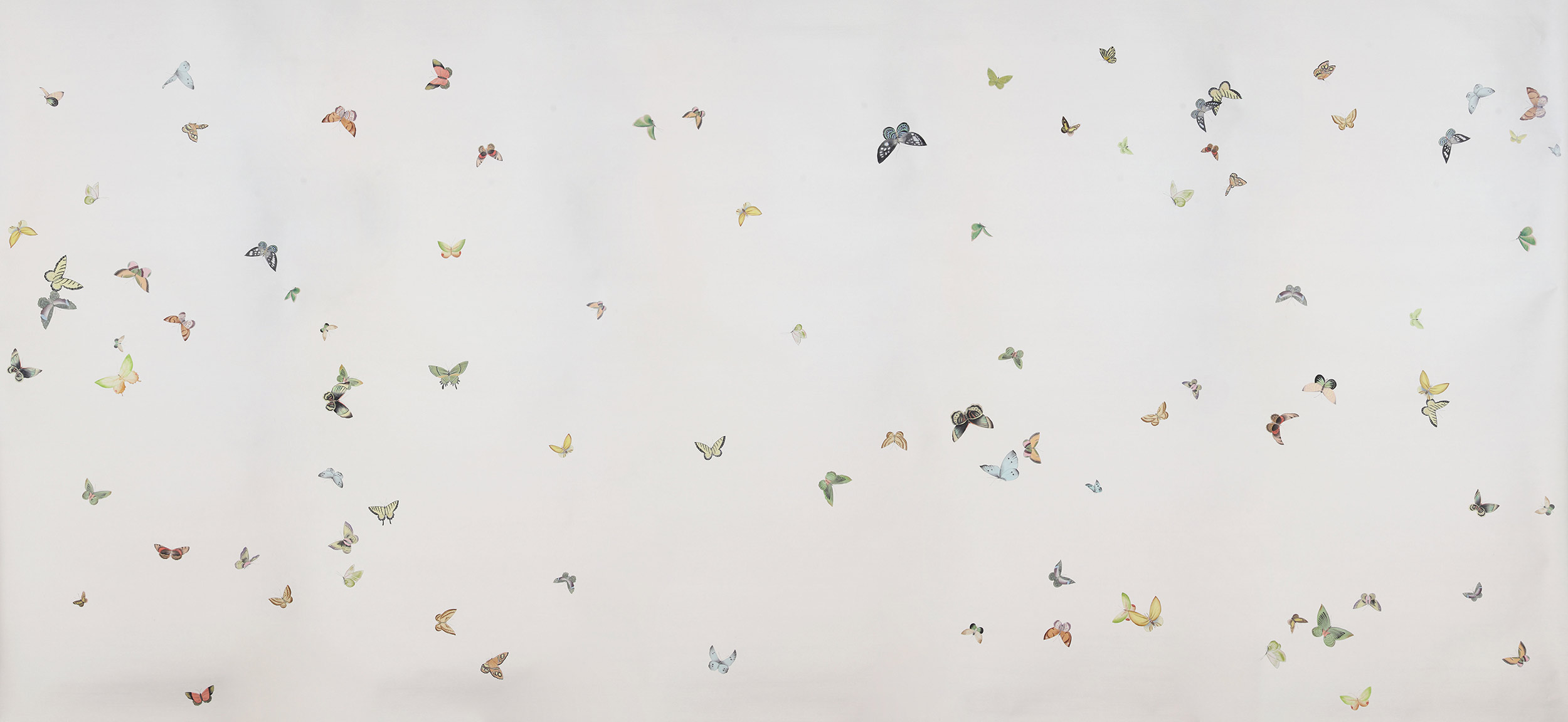 Обои ручная роспись Butterflies Emerald on Natural Mica metallic silk Обои ручная роспись Butterflies Emerald on Natural Mica metallic silk - постер Loft-Concept в Орле