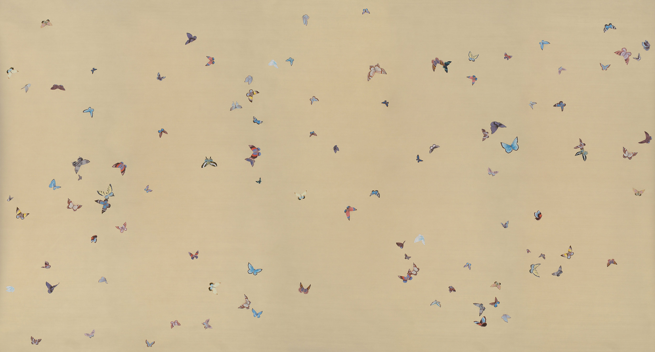 Обои ручная роспись Butterflies Icarus on New Faint Gold metallic silk Обои ручная роспись Butterflies Icarus on New Faint Gold metallic silk - постер Loft-Concept в Орле