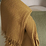 Плед из шерсти цвета охры с бахарамой Waffle Comfort варинант исполнения - 4 | Loft Concept в Орле