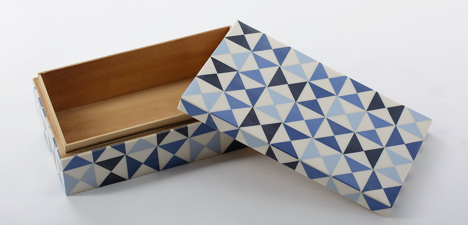 Шкатулка Small Triangles Blue Bone Inlay Box Шкатулка Small Triangles Blue Bone Inlay Box - Loft-Concept в Орле