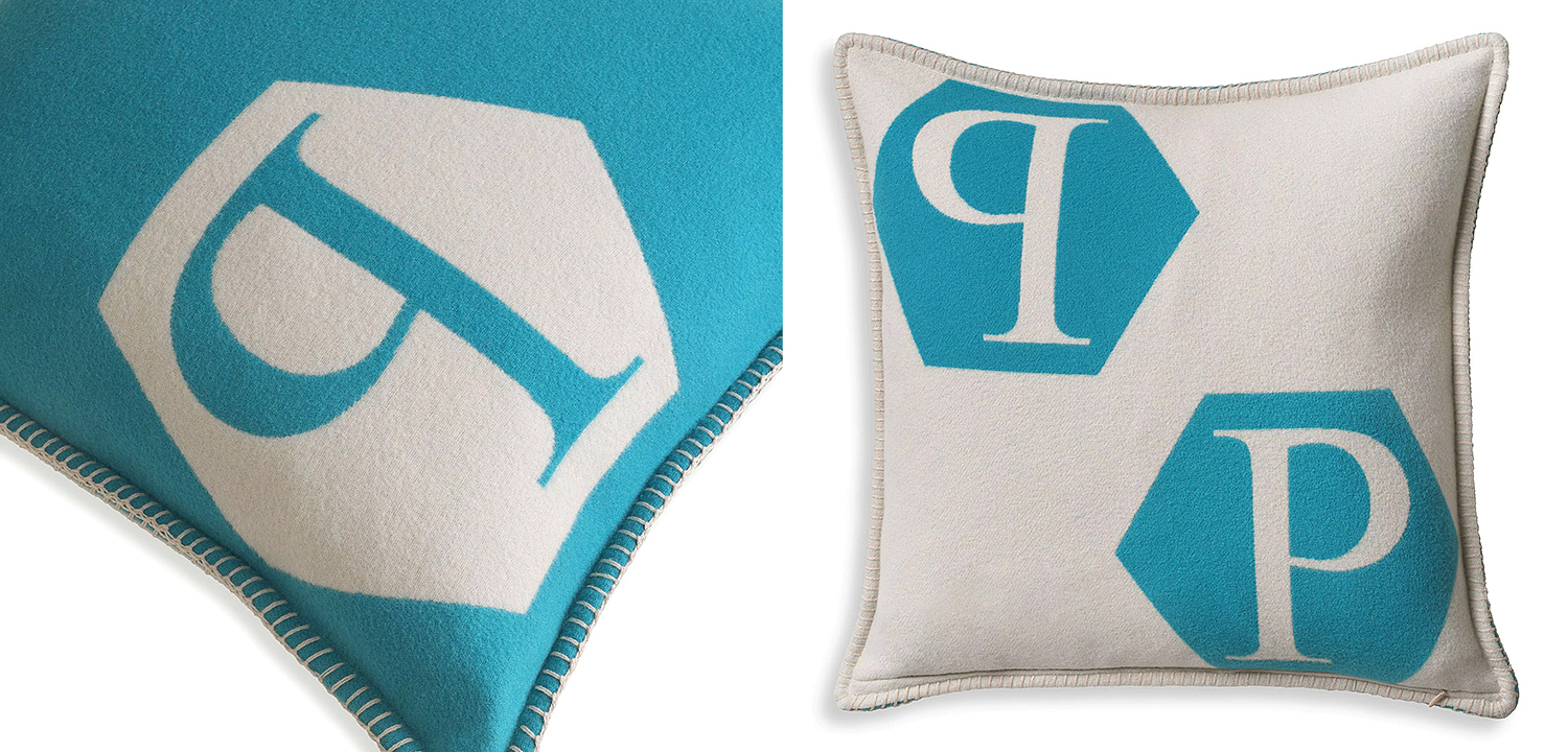 Подушка Philipp Plein Cushion Cashmere PP Logo 65 x 65 Blue Подушка Philipp Plein Cushion Cashmere PP Logo 65 x 65 Blue - Loft-Concept в Орле