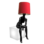 Лампа MANNEQUIN LAMP с абажуром девушка на кресле варинант исполнения - 2 | Loft Concept в Орле
