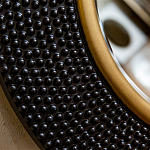 Зеркало в черной фактурной раме с золотым кантом Summon the Light варинант исполнения - 2 | Loft Concept в Орле