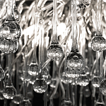 Люстра подвесная с прозрачными стеклянными подвесками в форме капель Диаметр 80 см Droplet Chandelier варинант исполнения - 10 | Loft Concept в Орле