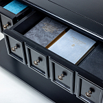 Черная консоль с выдвижными ящиками Monica варинант исполнения - 2 | Loft Concept в Орле