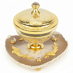 Икорница с декором "Три рыбки" с гравировкой на подставке из натурального камня Агат Decorative Cavair Dishes варинант исполнения - 1 | Loft Concept в Орле