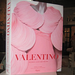 Подарочная Книга Valentino: Themes and Variations варинант исполнения - 3 | Loft Concept в Орле