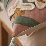 Подушка с цветочным принтом и кисточками Blooming Elegance Daisy варинант исполнения - 7 | Loft Concept в Орле