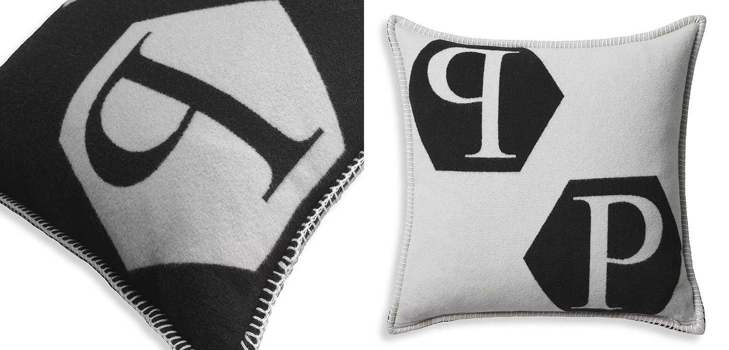Подушка Philipp Plein Cushion Cashmere Black Подушка Philipp Plein Cushion Cashmere Black - Loft-Concept в Орле