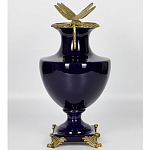 Ваза темно-синего цвета из фарфора с бронзовыми стрекозами Eden Garden porcelain and bronze варинант исполнения - 1 | Loft Concept в Орле
