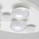 Потолочный светильник овальной формы белого цвета с 7-ю лампами Lunar Pebbles варинант исполнения - 5 | Loft Concept в Орле