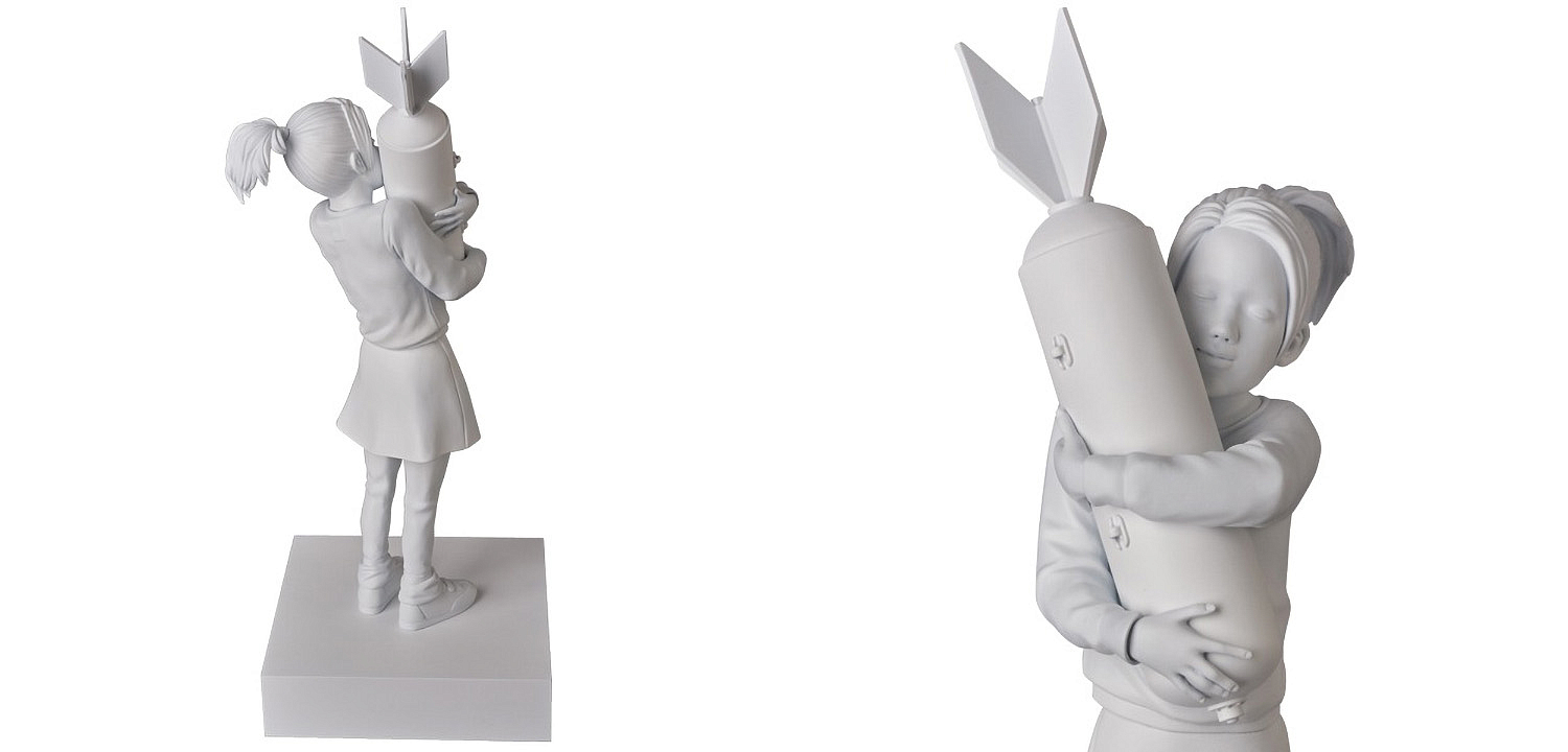 Статуэтка Banksy Bomb Hugger Sculpture White Статуэтка Banksy Bomb Hugger Sculpture White - Loft-Concept в Орле